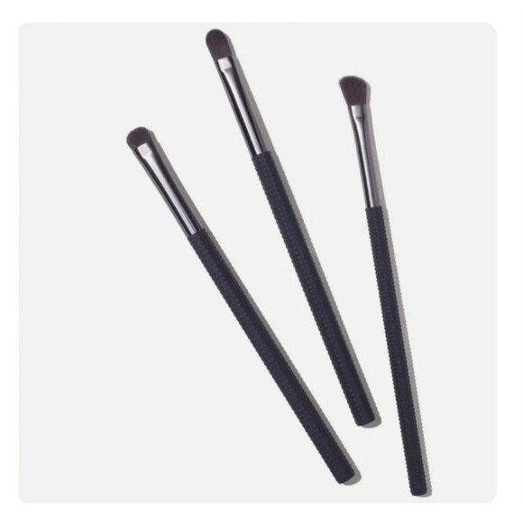 Laruce 3-Piece Brush Set Concealer Shadow Shading NEW Sealed $84 Limited Edition - Picture 3 of 3